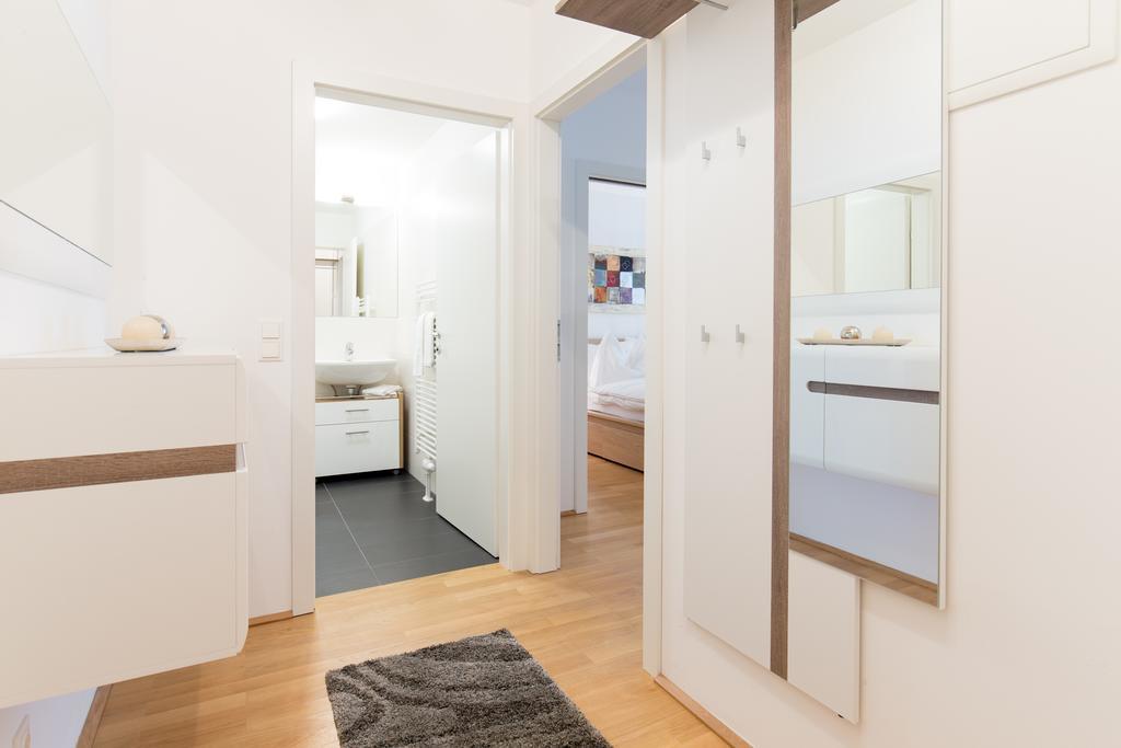 Rafael Kaiser - Aurea Apartment - Contactless 24H Check-In - Vienna Bilik gambar